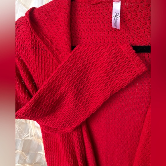 Daisies Red Hooded Cardigan NWOT!💋 - Picture 2 of 12